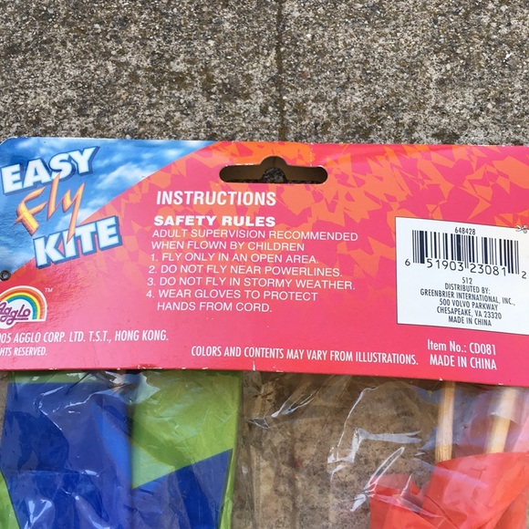 Kite - Picture 3 of 3